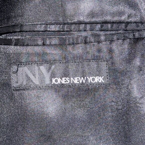 Jones New York Suit Men 44L Black Solid Single Breasted 100%  Wool 36X31 cuffed - Picture 3 of 15